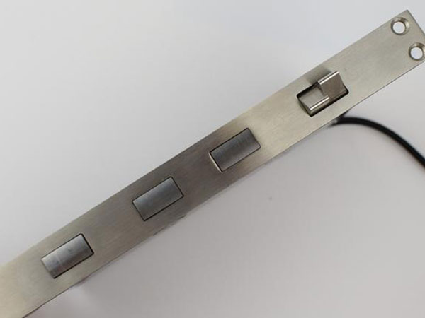 新密上門開鎖（開汽車鎖公司）