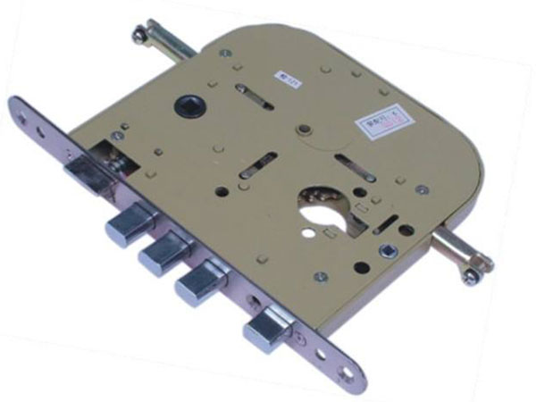 盤龍區(qū)開鎖公司電話（上門換鎖芯）