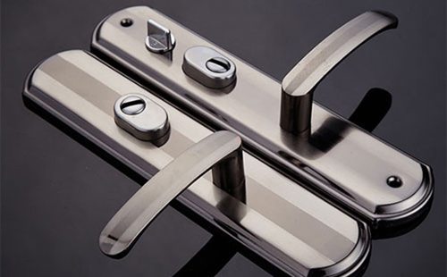 儀征開汽車鎖（正規(guī)換鎖公司）